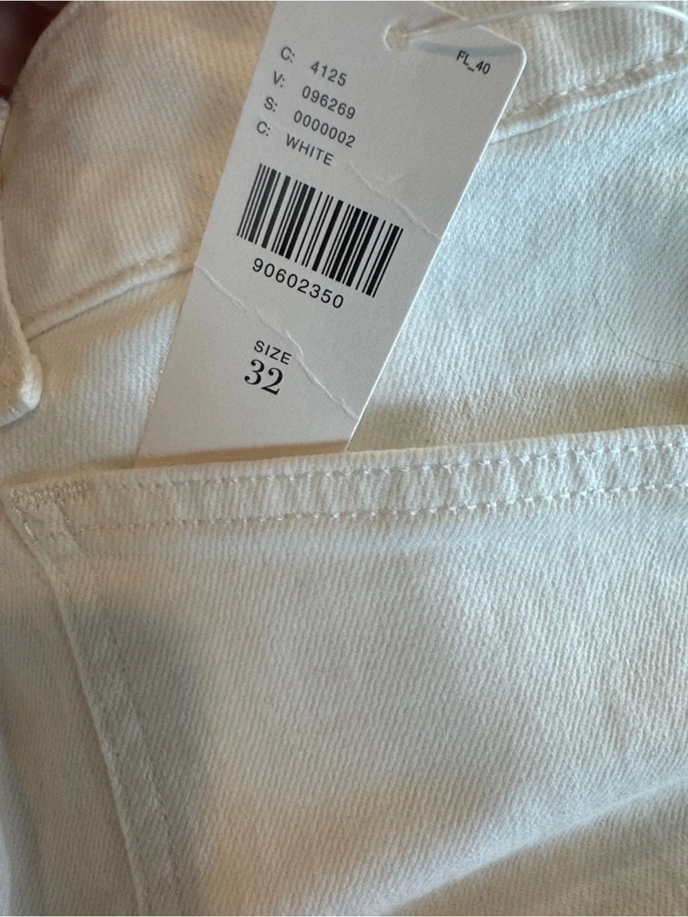 Anthropologie Pilcro The Wanderer White Shorts 32 NWT